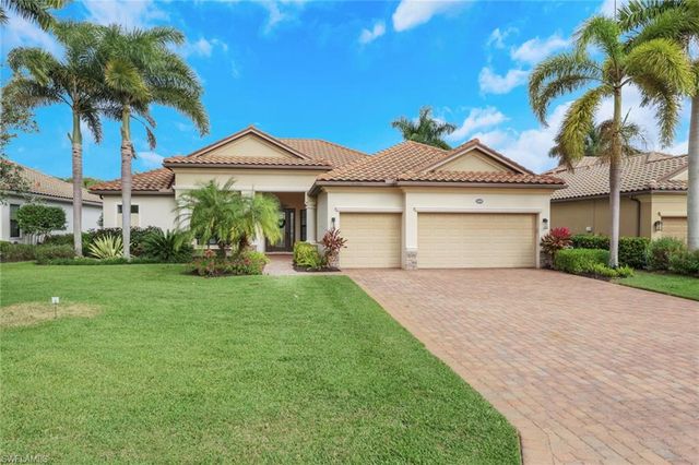 10099 Biscayne Bay Lane, Naples, FL 34120