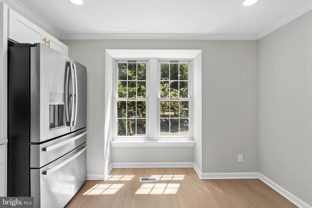 3 WOODLAND CT, Hamilton, NJ 08610
