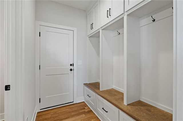 25010 W 142nd Street, Olathe, KS 66061