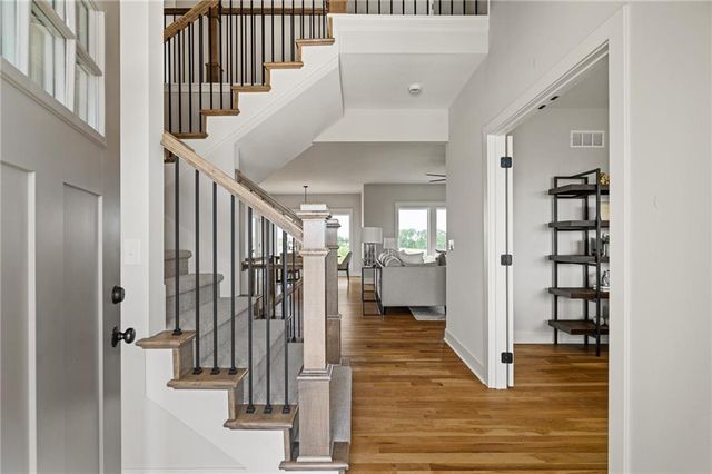 25010 W 142nd Street, Olathe, KS 66061