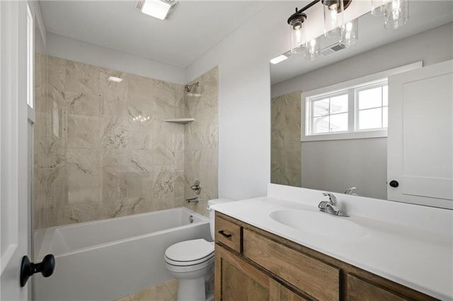 25010 W 142nd Street, Olathe, KS 66061