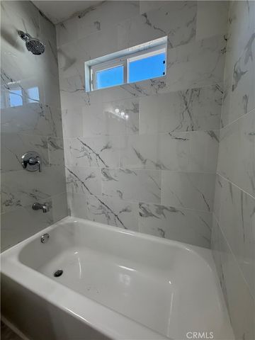 2121 E Piru, Compton, CA 90222