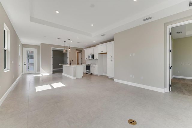 1276 JACKSON HOLE COURT, Deland, FL 32724