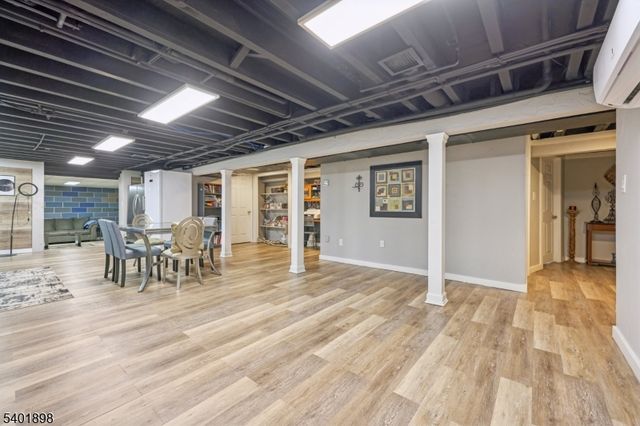 761 Valley Rd, Wayne Twp., NJ 07470