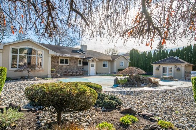 761 Valley Rd, Wayne Twp., NJ 07470