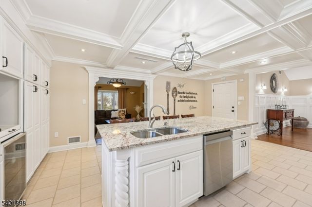 761 Valley Rd, Wayne Twp., NJ 07470