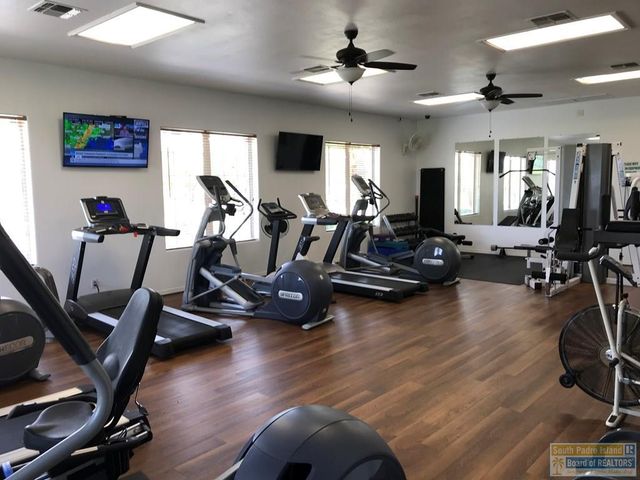 9 Doral Dr., Laguna Vista, TX 78578