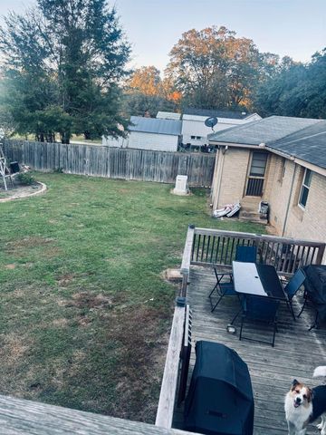 2520 Goza Ave, Camden, AR 71701