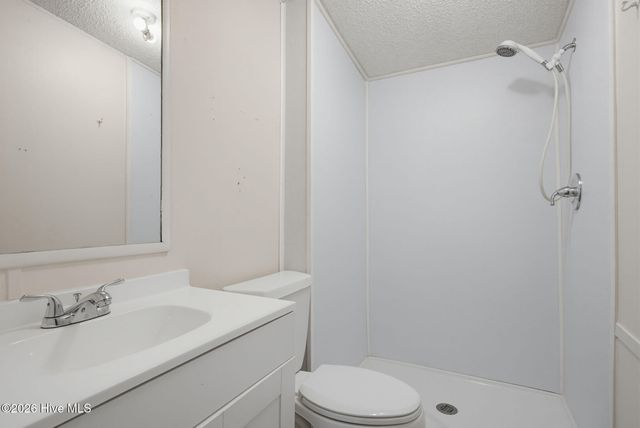 420 S Dyson Street, Holly Ridge, NC 28445