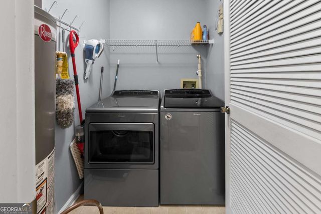 524 Mcgill Place NE 524, Atlanta, GA 30312