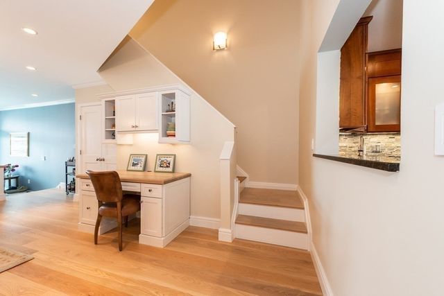 51 Constellation Wharf 51, Boston, MA 02129