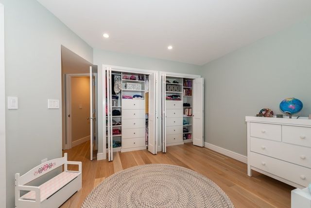 51 Constellation Wharf 51, Boston, MA 02129