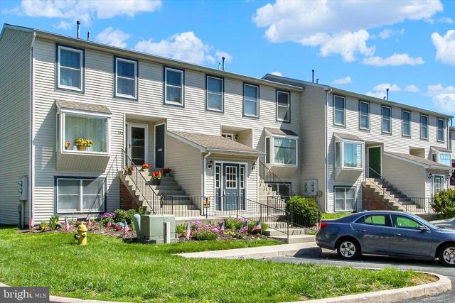 443 SPRINGBROOK CT, Hanover, PA 17331