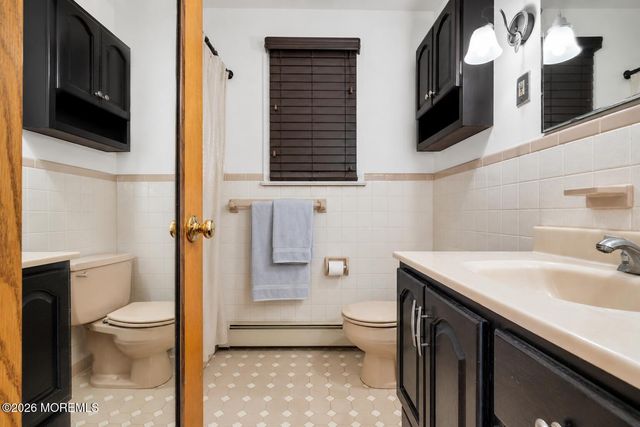 21 Cedar Tree Lane, Toms River, NJ 08753