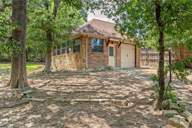 7712 La Cantera Drive, Fort Worth, TX 76108