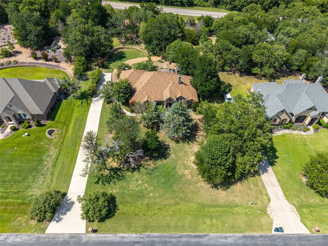7712 La Cantera Drive, Fort Worth, TX 76108
