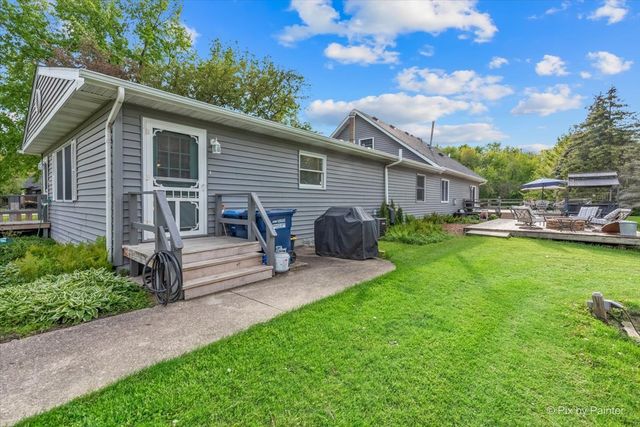 39W030 POPLAR Lane, St. Charles, IL 60175
