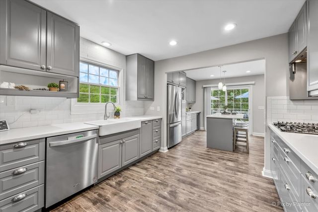 39W030 POPLAR Lane, St. Charles, IL 60175