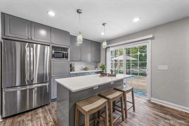 39W030 POPLAR Lane, St. Charles, IL 60175