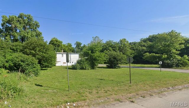 1956 Baker Avenue, East St Louis, IL 62207