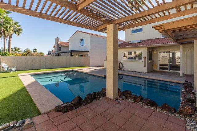 4652 E PIEDMONT Road, Phoenix, AZ 85044