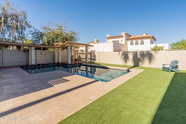 4652 E PIEDMONT Road, Phoenix, AZ 85044