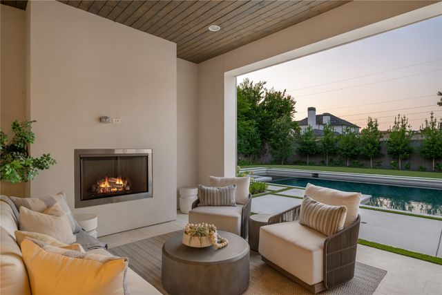 6815 Pemberton Drive, Dallas, TX 75230