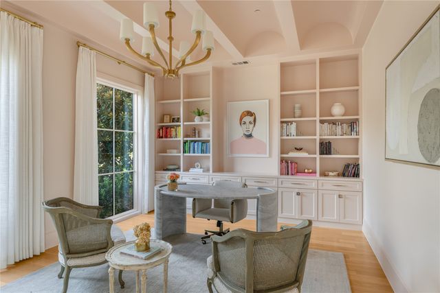 6815 Pemberton Drive, Dallas, TX 75230