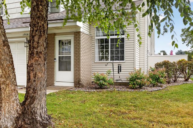 1916 Glenfield Court 8, Eagan, MN 55122