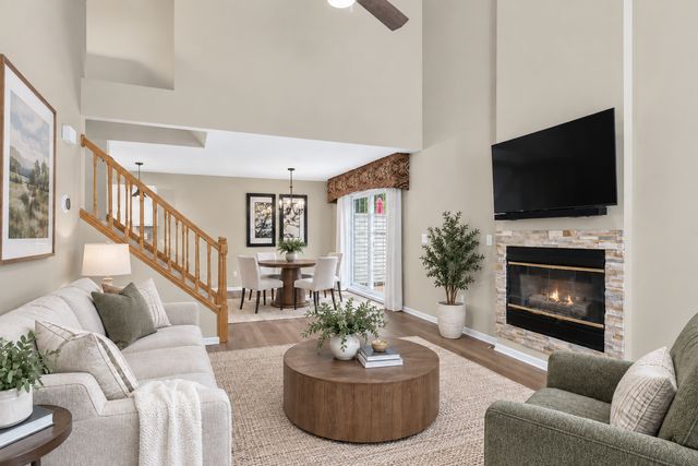 1916 Glenfield Court 8, Eagan, MN 55122