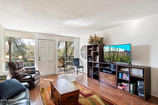 6936 E 4TH Street 13, Scottsdale, AZ 85251