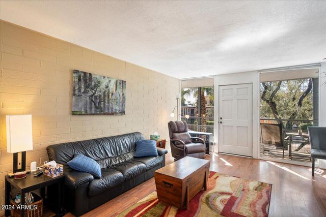 6936 E 4TH Street 13, Scottsdale, AZ 85251