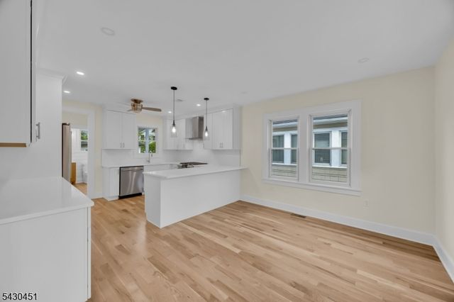 675 Summit Ave, Westfield Town, NJ 07090