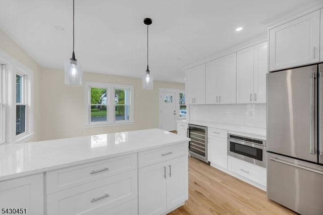 675 Summit Ave, Westfield Town, NJ 07090