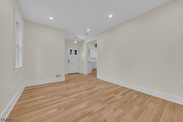 675 Summit Ave, Westfield Town, NJ 07090