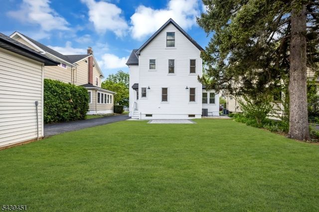 675 Summit Ave, Westfield Town, NJ 07090
