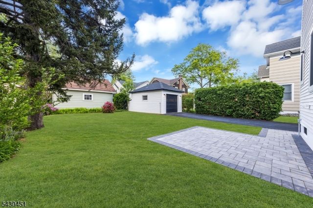 675 Summit Ave, Westfield Town, NJ 07090