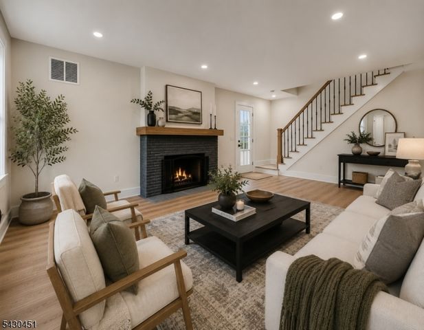 675 Summit Ave, Westfield Town, NJ 07090