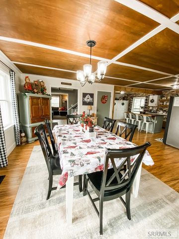 838 N 450 E, Firth, ID 83236