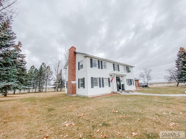 838 N 450 E, Firth, ID 83236