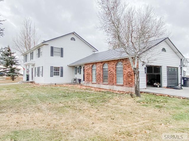 838 N 450 E, Firth, ID 83236