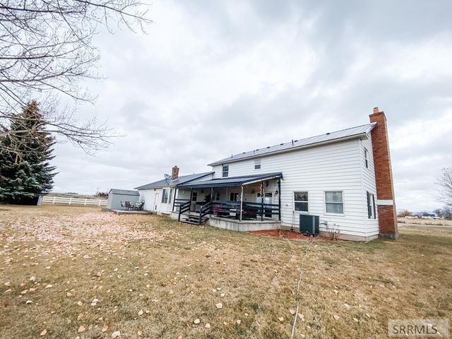 838 N 450 E, Firth, ID 83236