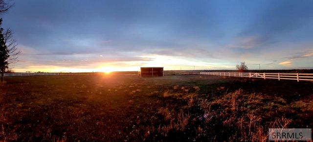 838 N 450 E, Firth, ID 83236