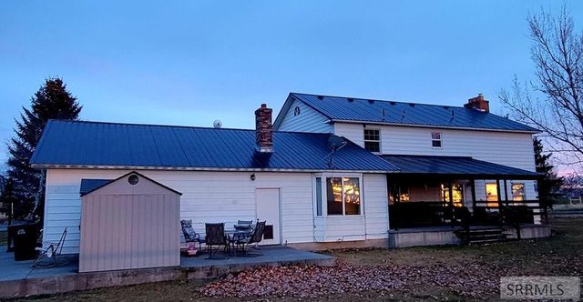 838 N 450 E, Firth, ID 83236