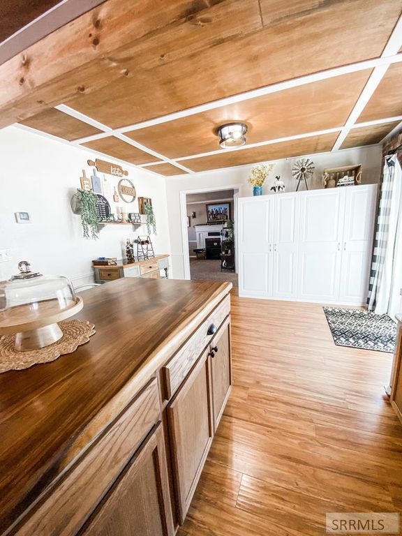 Image 13 of property listing at 838 N 450 E, Firth, ID 83236