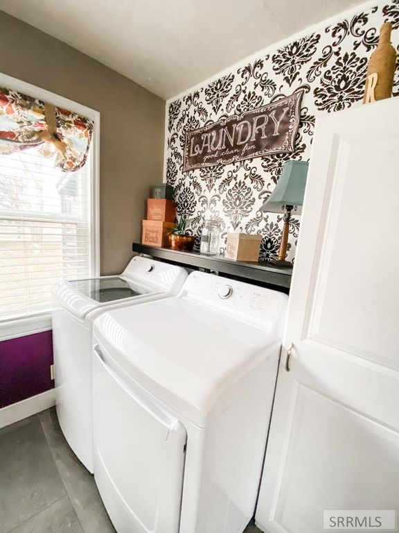 Image 23 of property listing at 838 N 450 E, Firth, ID 83236