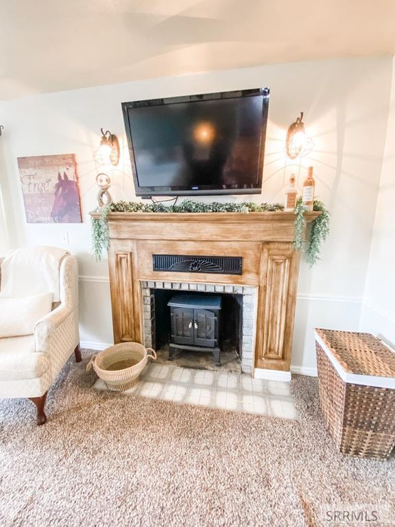 Image 36 of property listing at 838 N 450 E, Firth, ID 83236