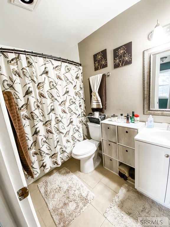 Image 38 of property listing at 838 N 450 E, Firth, ID 83236