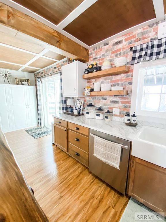 Image 9 of property listing at 838 N 450 E, Firth, ID 83236