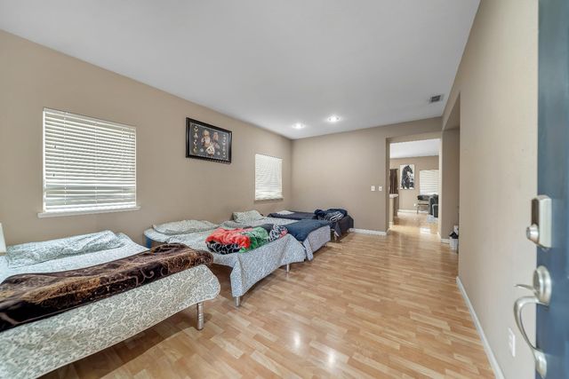 2315 Merriment Ct, Turlock, CA 95380